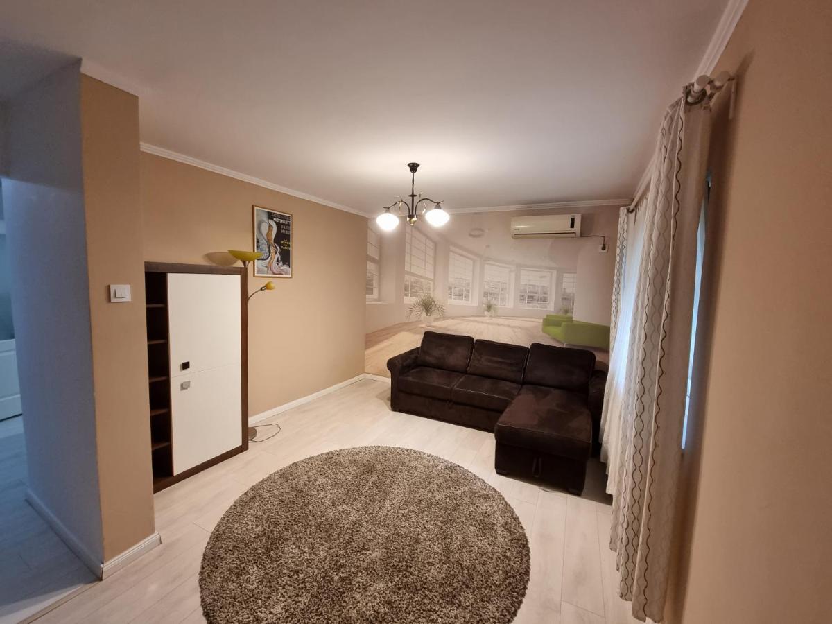 Apartments In The Aviatiei Area On Bucharest Luaran gambar