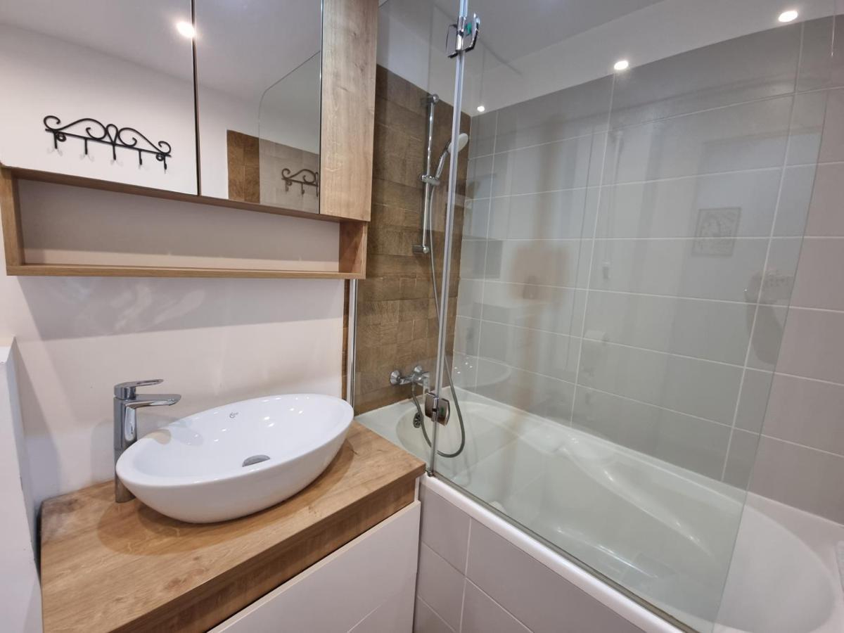 Apartments In The Aviatiei Area On Bucharest Luaran gambar